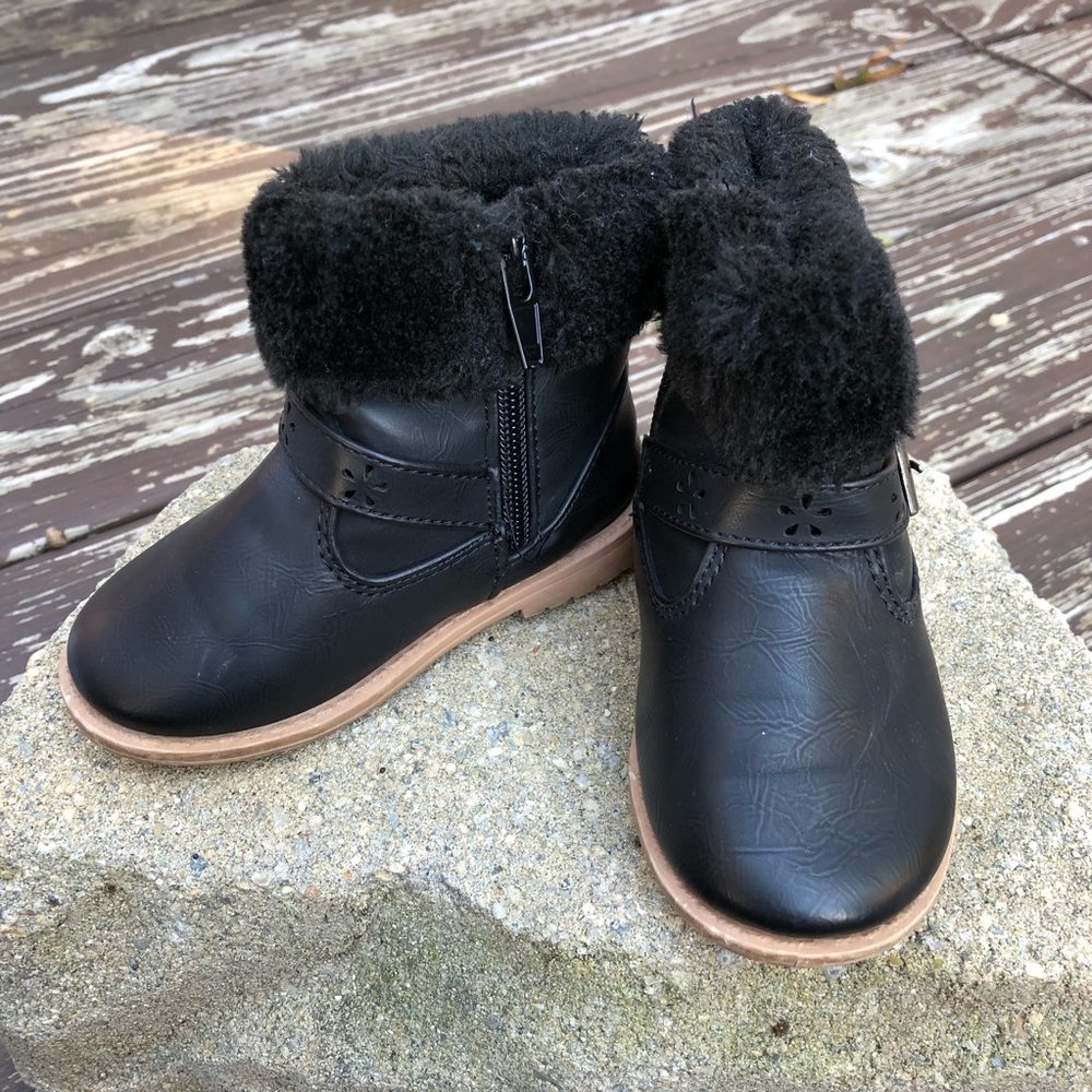 Black Vegan Leather and Fur Lined ZipUp Baby Boots